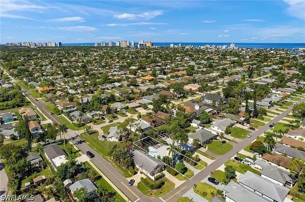 792 108th Avenue N Naples FL 34108