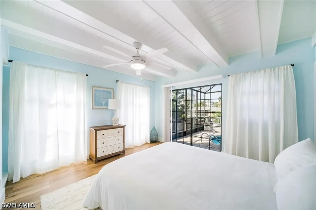 1283 Grand Canal Drive Naples FL 34110