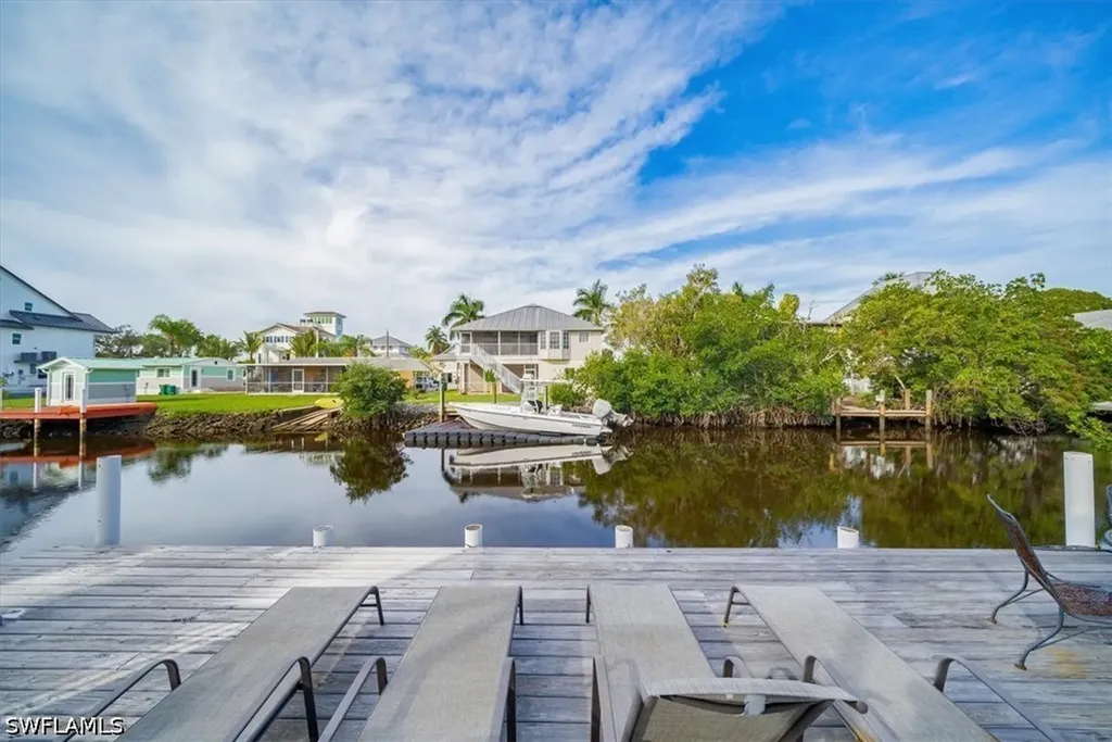 1283 Grand Canal Drive Naples FL 34110