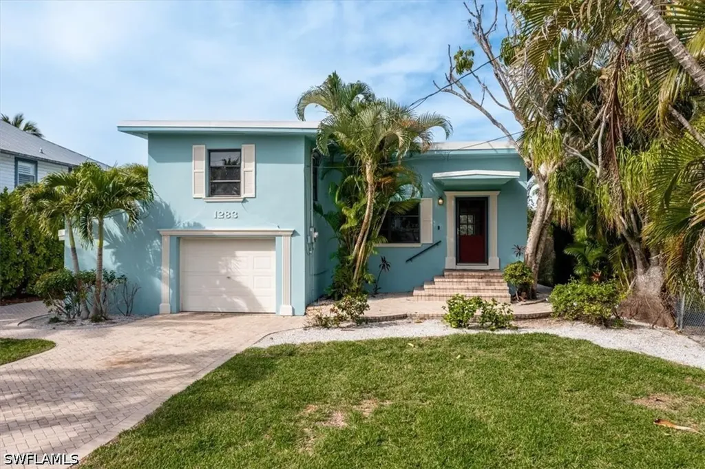 1283 Grand Canal Drive Naples FL 34110