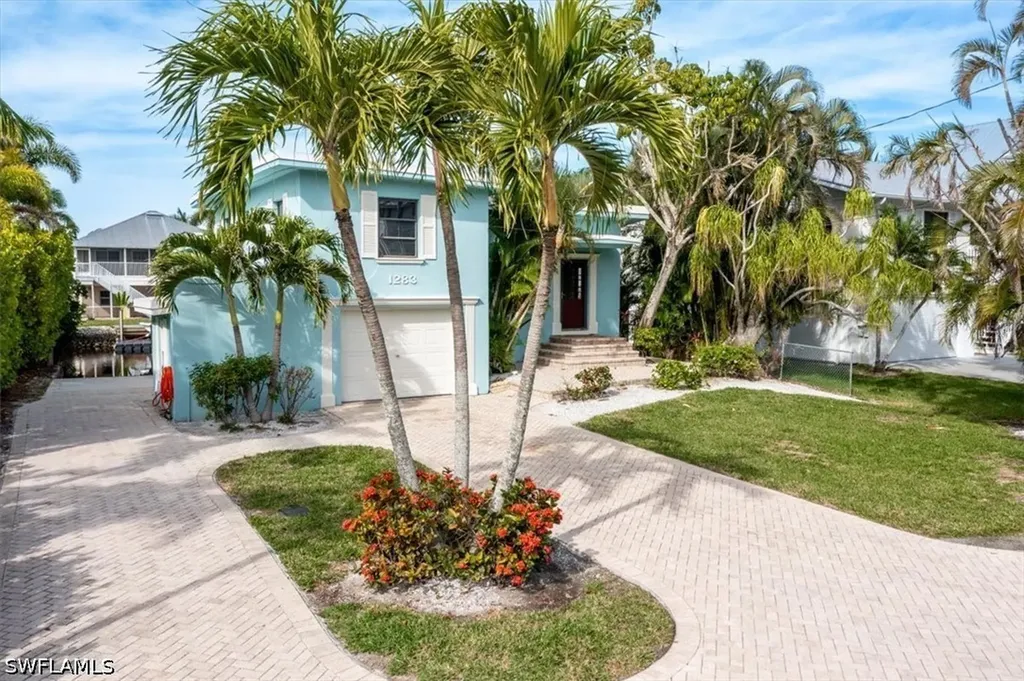 1283 Grand Canal Drive Naples FL 34110