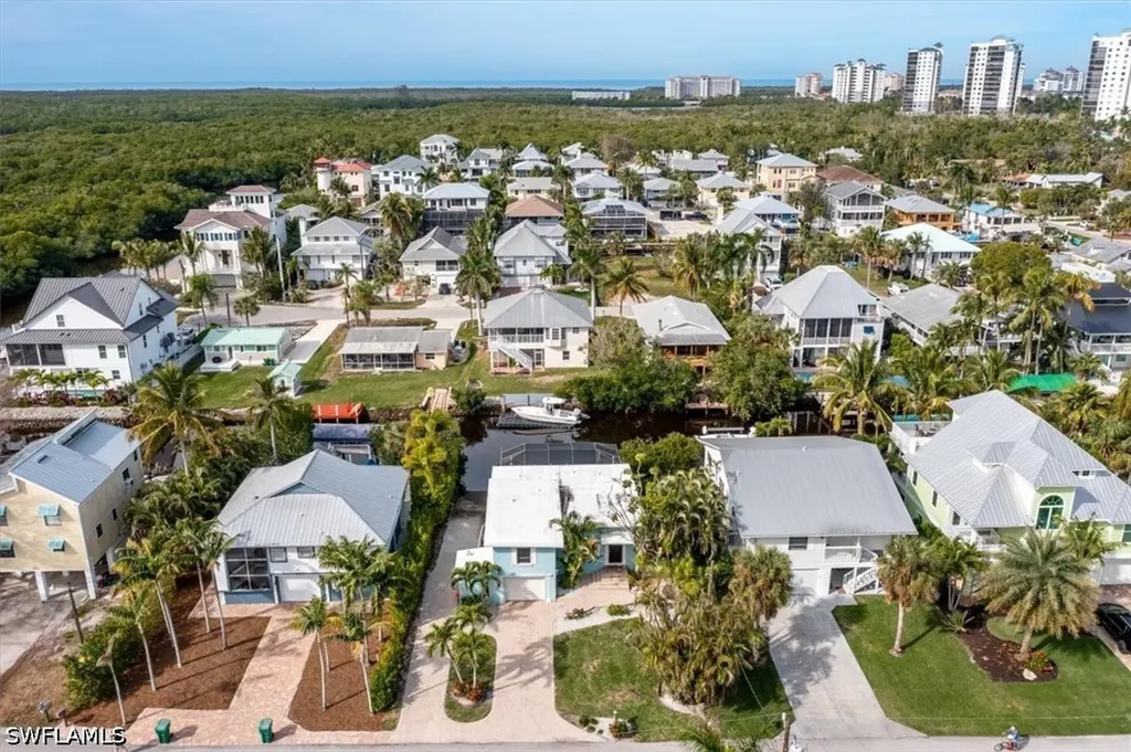 1283 Grand Canal Drive Naples FL 34110