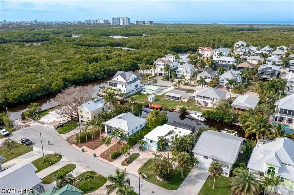1283 Grand Canal Drive Naples FL 34110