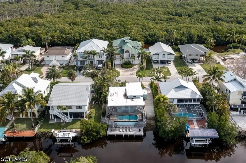 1283 Grand Canal Drive Naples FL 34110