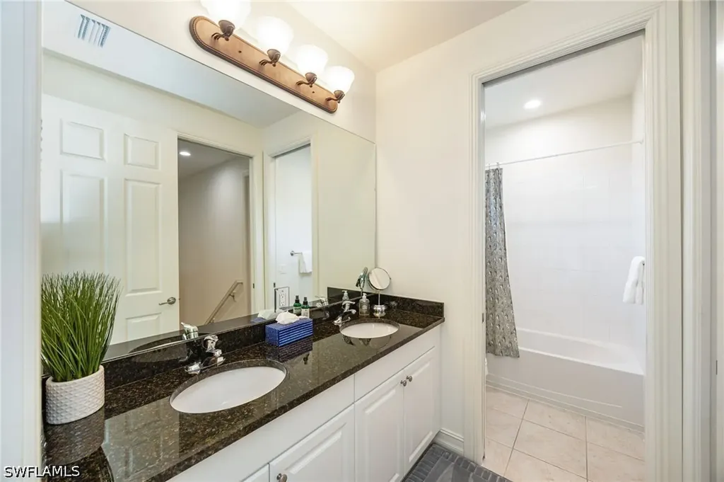 9128 Delano Street Naples FL 34113