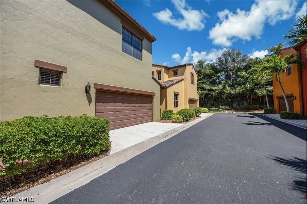 9128 Delano Street Naples FL 34113