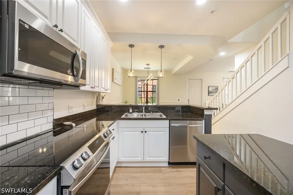 9128 Delano Street Naples FL 34113