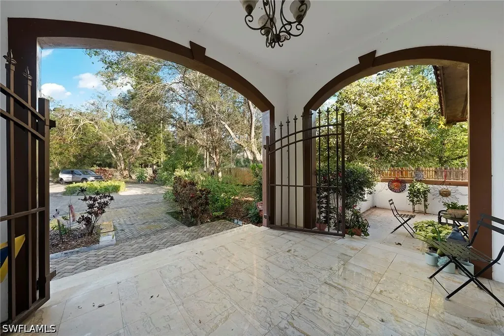 2605 64th Street SW Naples FL 34105