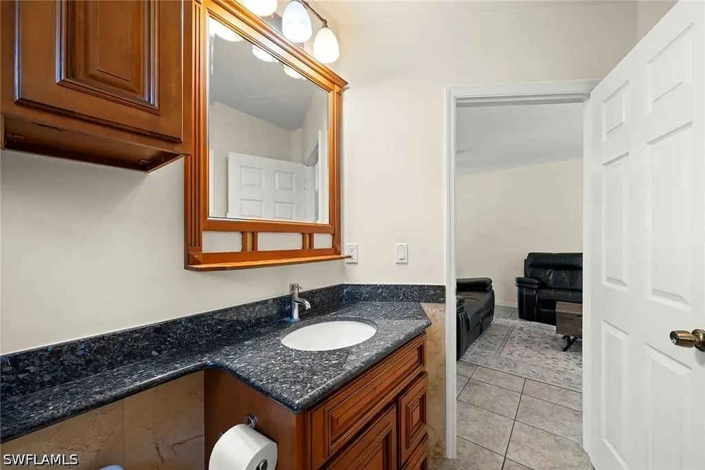 2605 64th Street SW Naples FL 34105