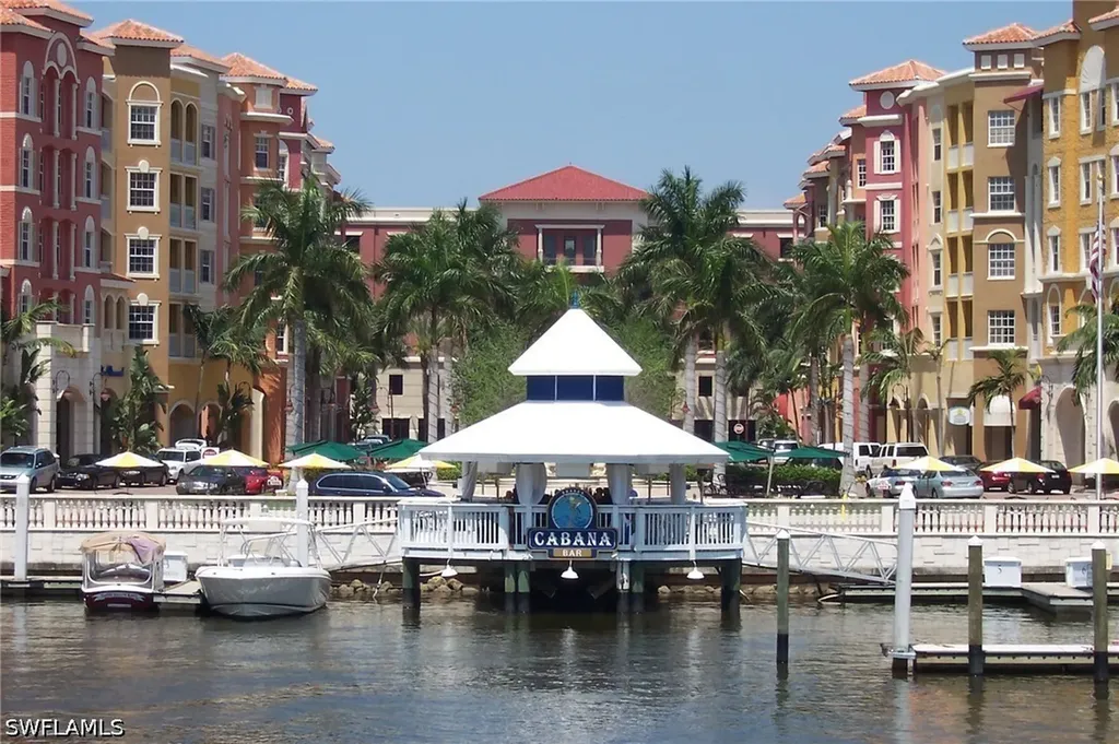 410 Bayfront Place Naples FL 34102