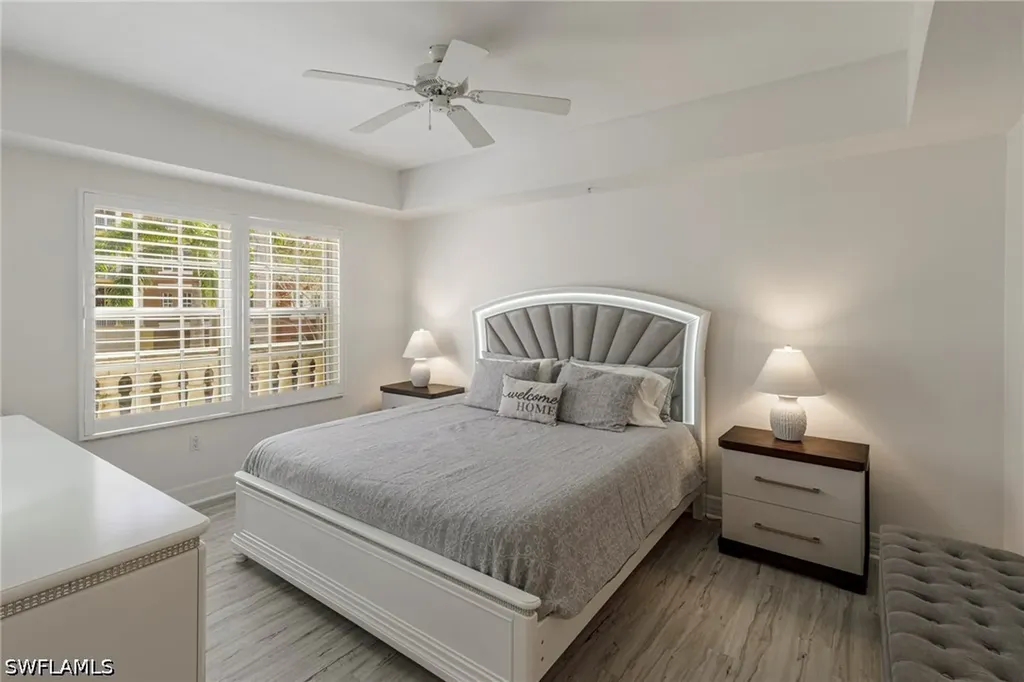 410 Bayfront Place Naples FL 34102