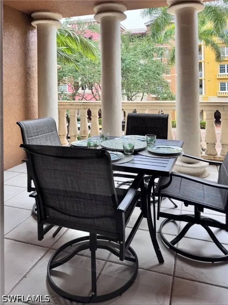 410 Bayfront Place Naples FL 34102