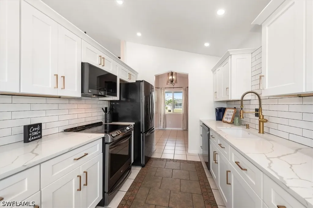 1156 SW 41st Terrace Cape Coral FL 33914