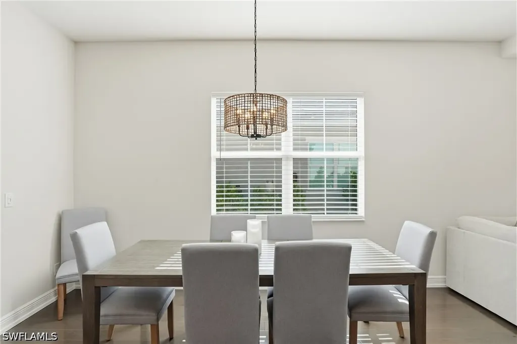 9194 Cayman Drive Naples FL 34114