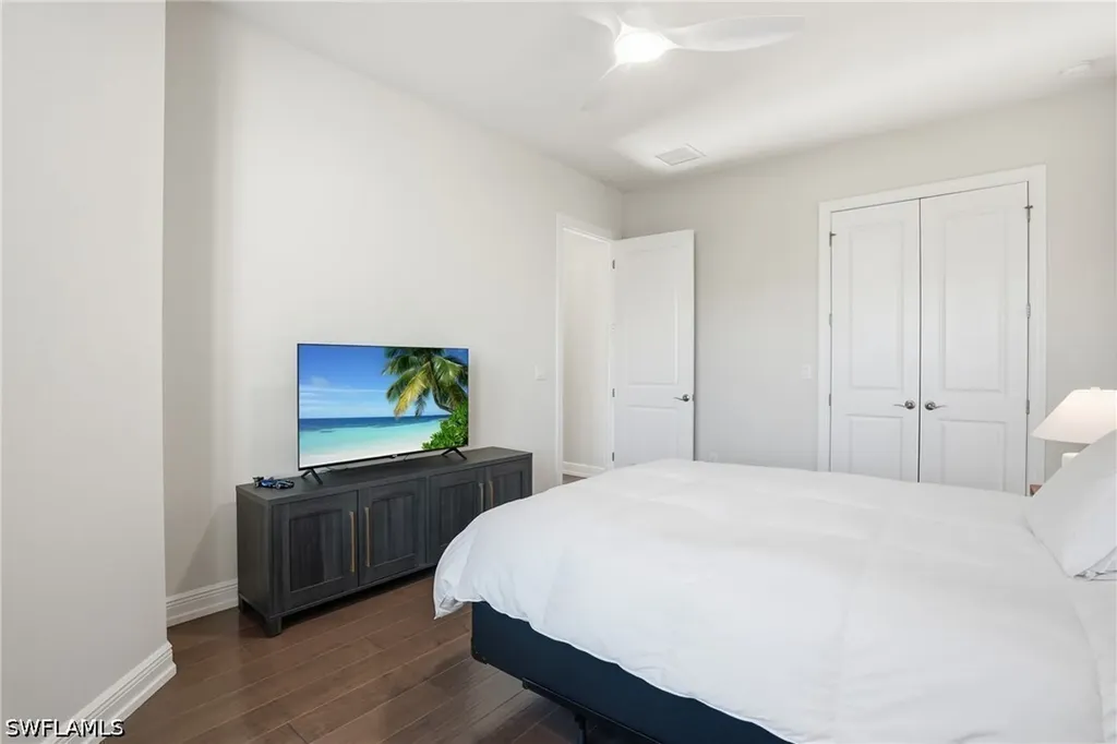 9194 Cayman Drive Naples FL 34114