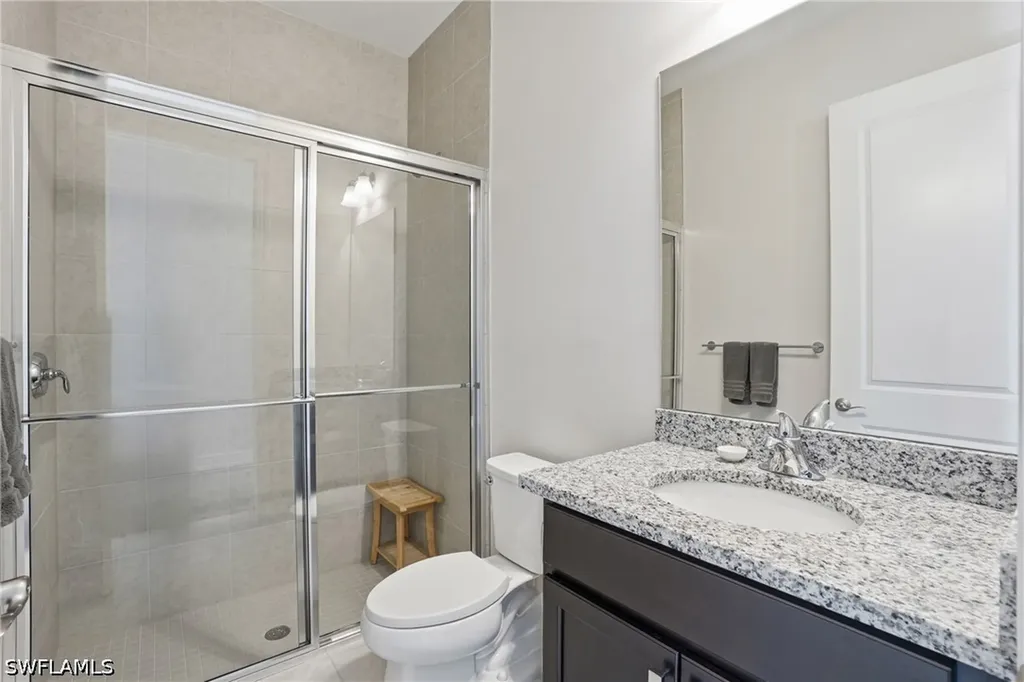 9194 Cayman Drive Naples FL 34114