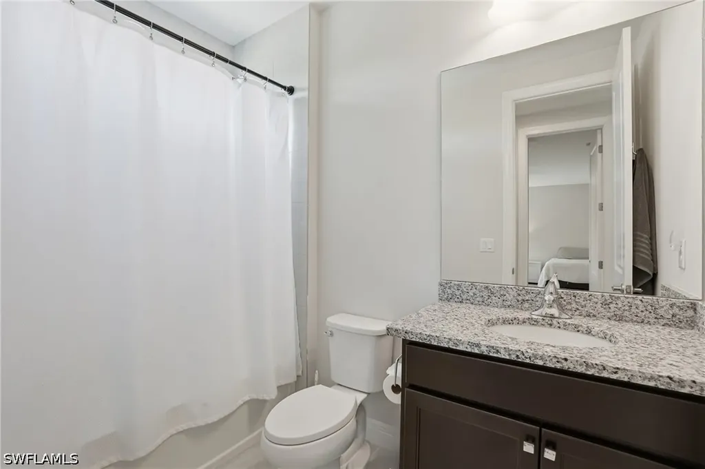 9194 Cayman Drive Naples FL 34114