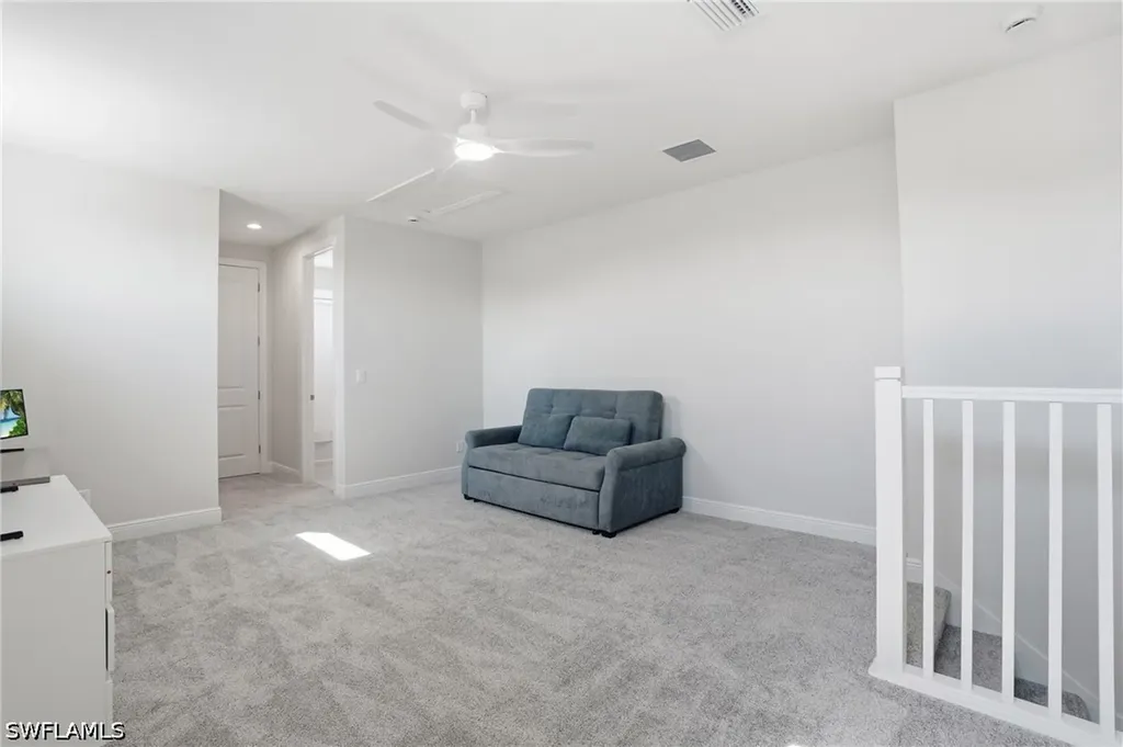 9194 Cayman Drive Naples FL 34114