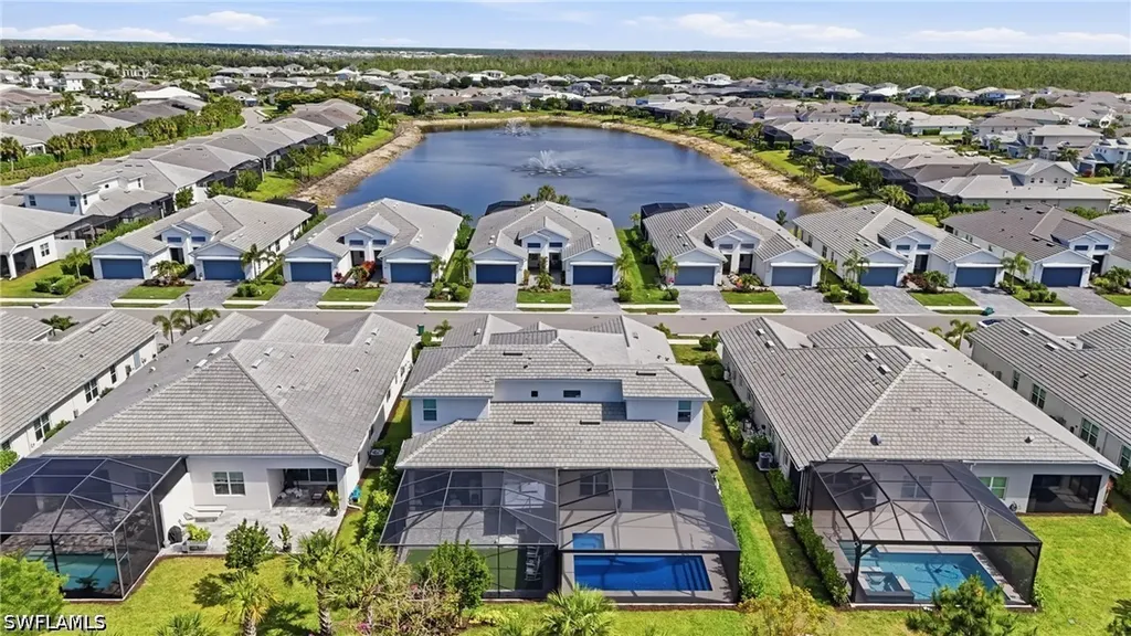 9194 Cayman Drive Naples FL 34114