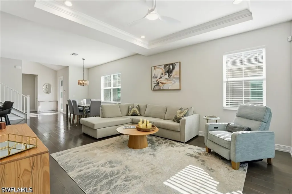 9194 Cayman Drive Naples FL 34114