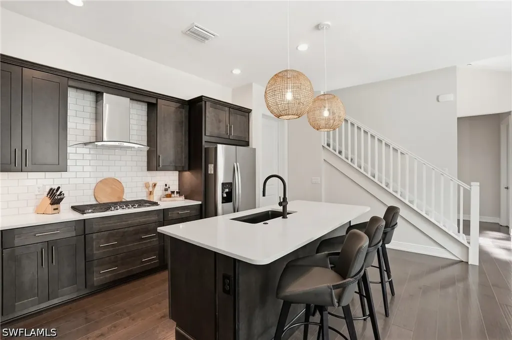 9194 Cayman Drive Naples FL 34114