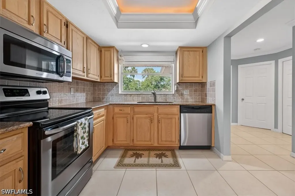 6650 Ilex Circle Naples FL 34109