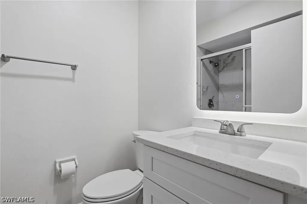 208 Aviation Parkway Cape Coral FL 33904