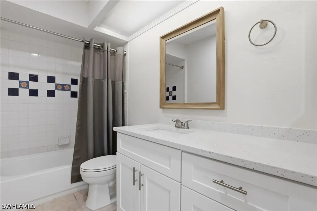 208 Aviation Parkway Cape Coral FL 33904