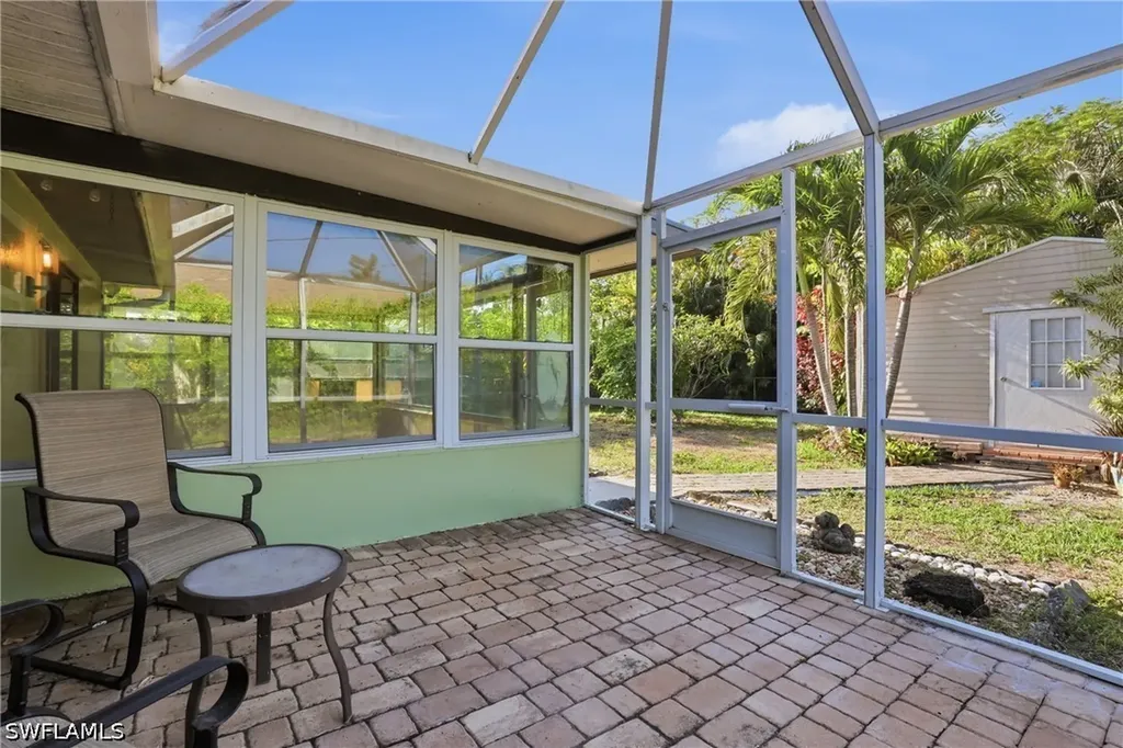208 Aviation Parkway Cape Coral FL 33904