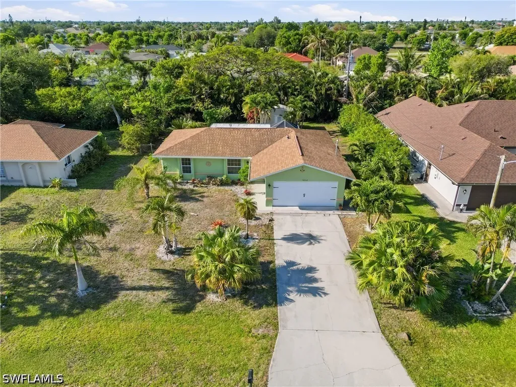 208 Aviation Parkway Cape Coral FL 33904
