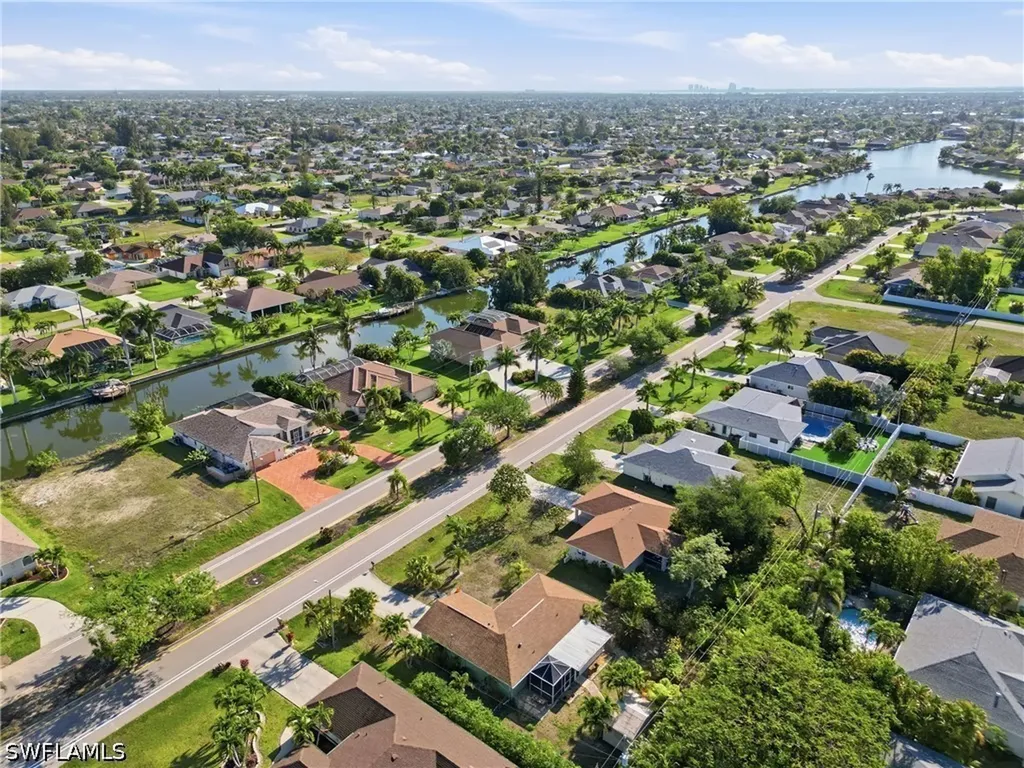 208 Aviation Parkway Cape Coral FL 33904