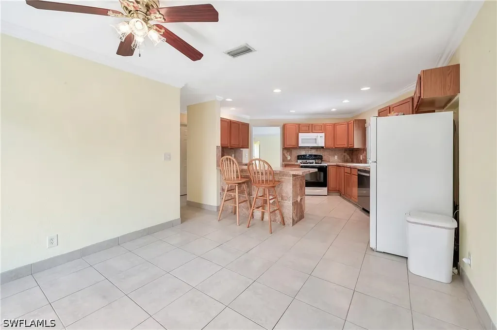 639 S Pompano Drive Naples FL 34110