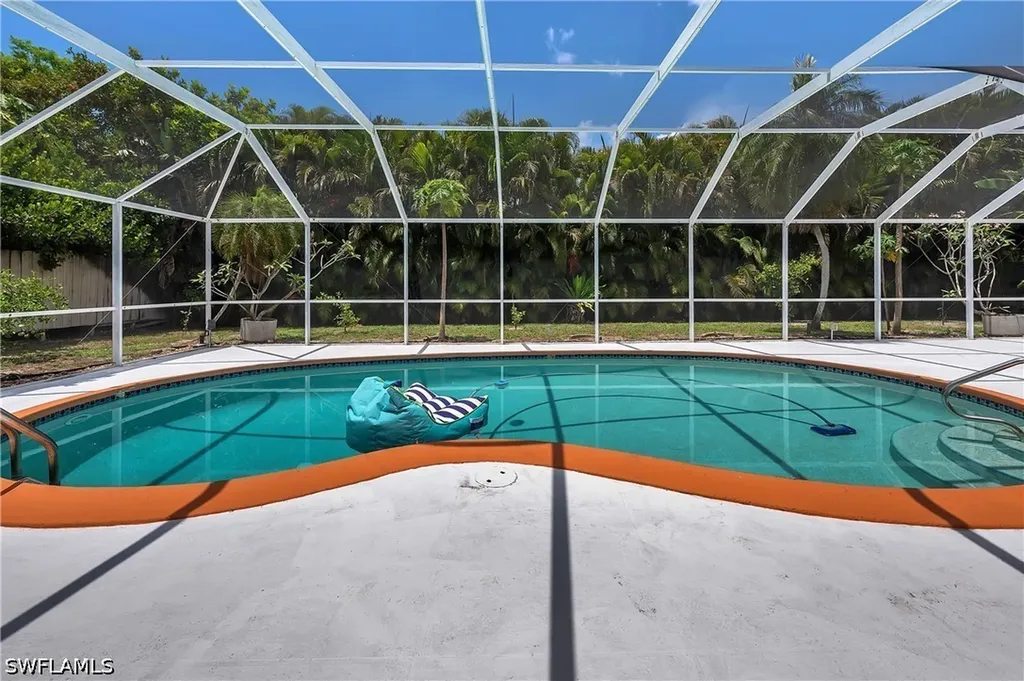 639 S Pompano Drive Naples FL 34110