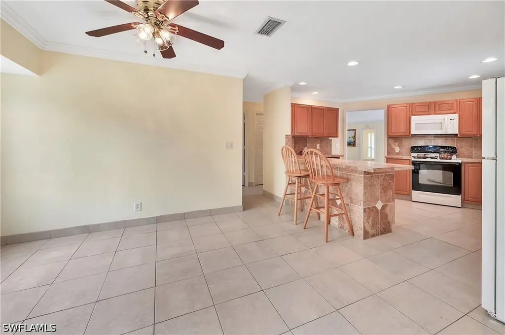 639 S Pompano Drive Naples FL 34110