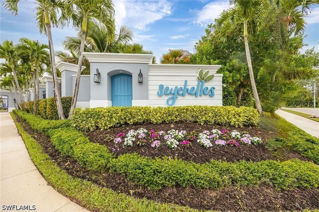 2603 Seychelles Circle Naples FL 34112