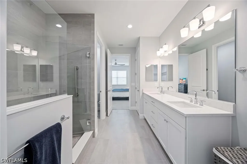 2603 Seychelles Circle Naples FL 34112