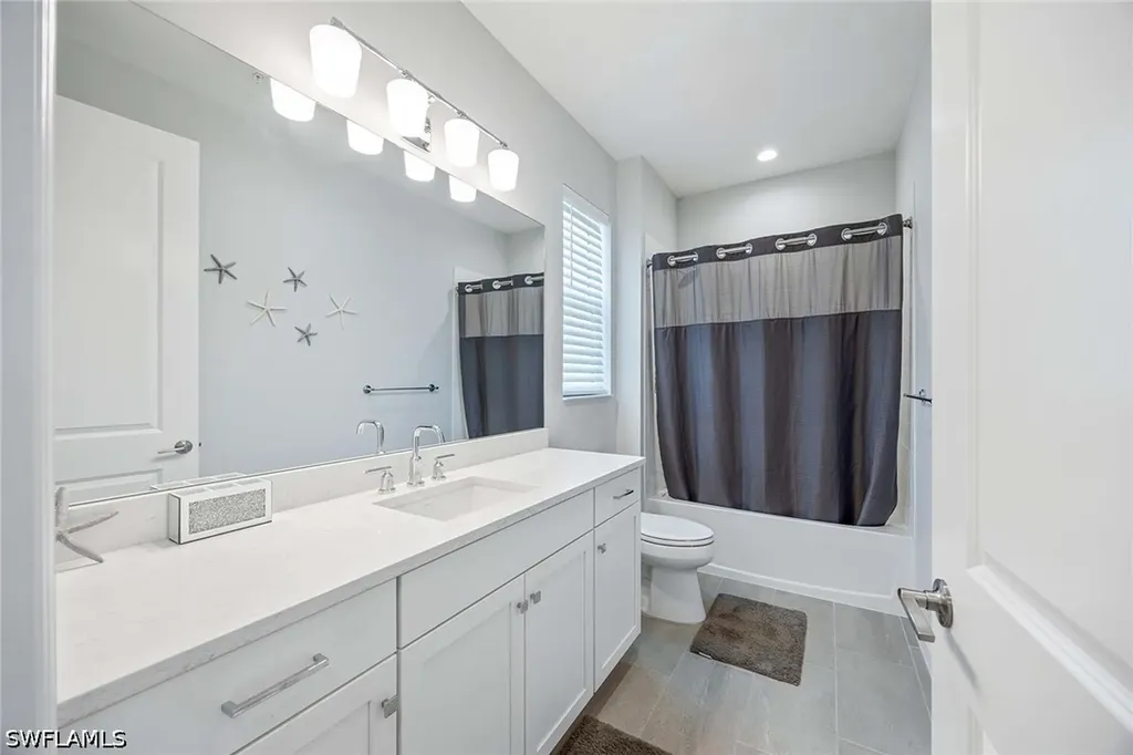 2603 Seychelles Circle Naples FL 34112