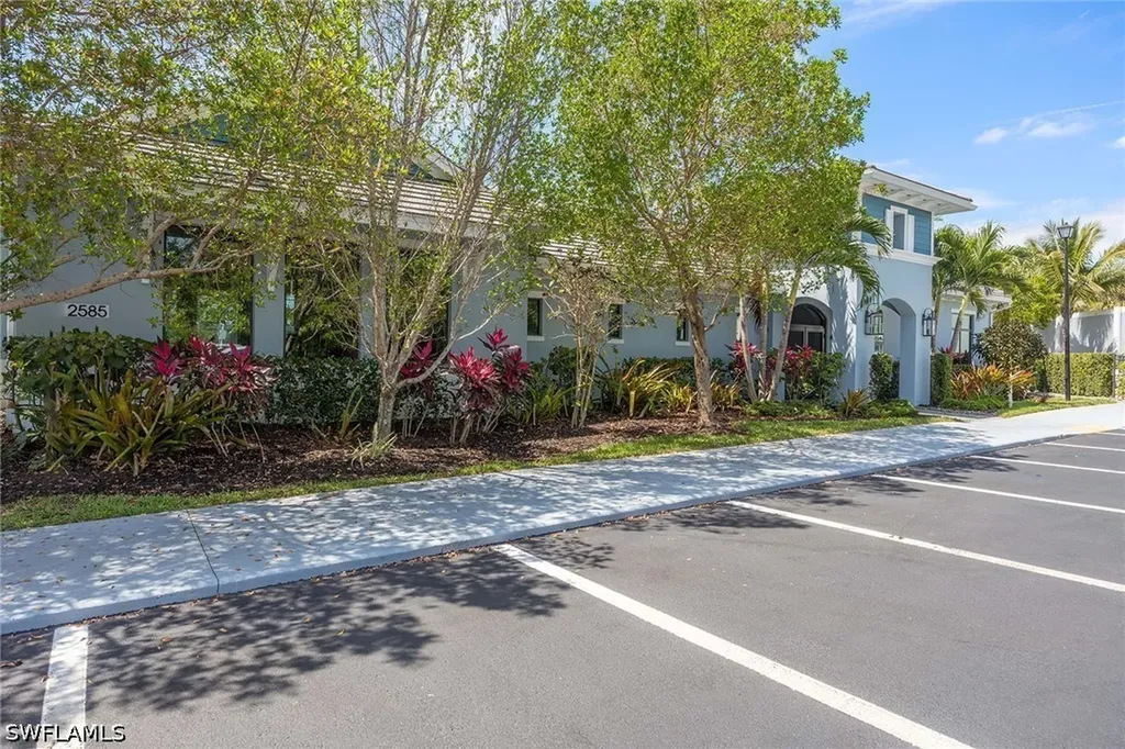 2603 Seychelles Circle Naples FL 34112