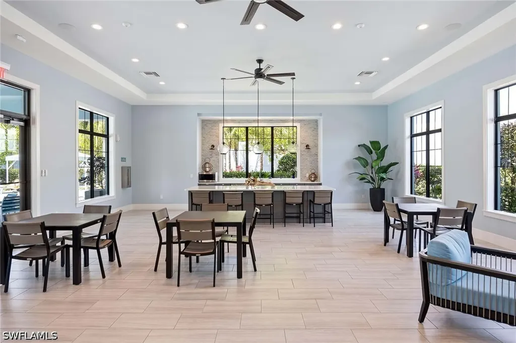 2603 Seychelles Circle Naples FL 34112