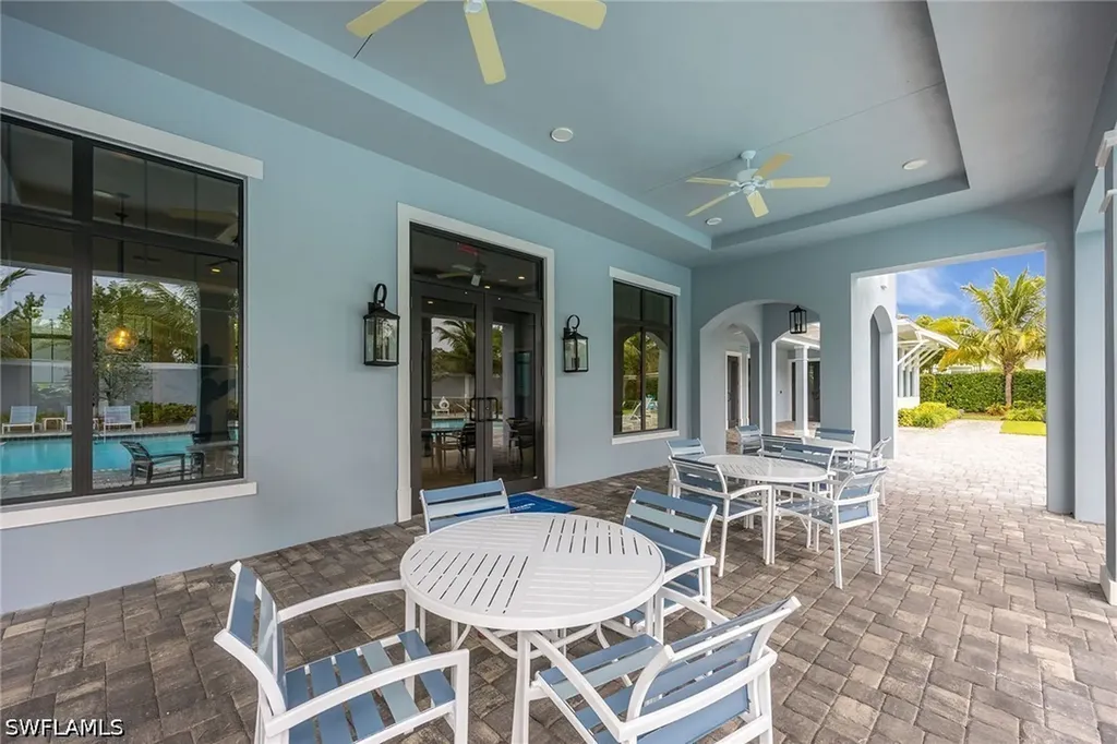 2603 Seychelles Circle Naples FL 34112
