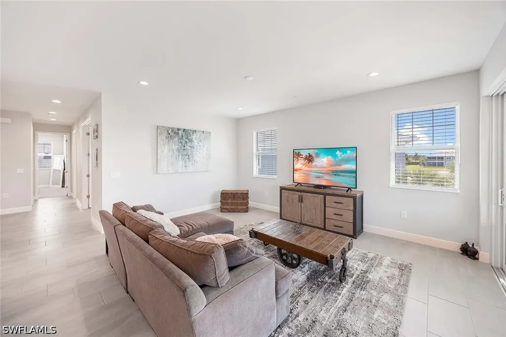2603 Seychelles Circle Naples FL 34112