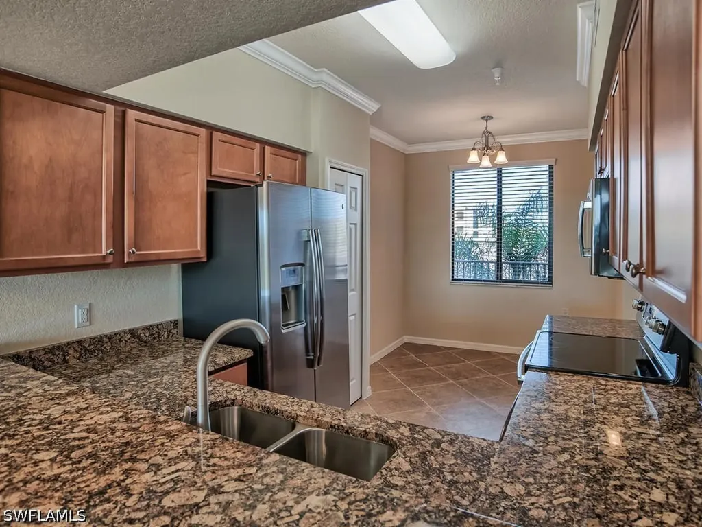 9731 Acqua Court Naples FL 34113