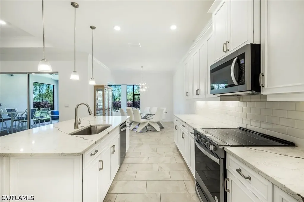 28105 Captiva Shell Loop Bonita Springs FL 34135
