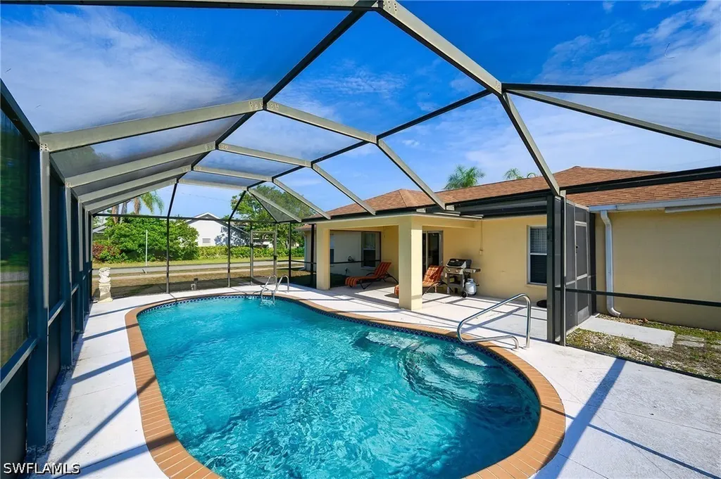 2519 6th Street W Lehigh Acres FL 33971