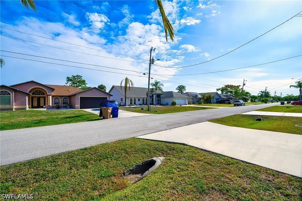 2519 6th Street W Lehigh Acres FL 33971