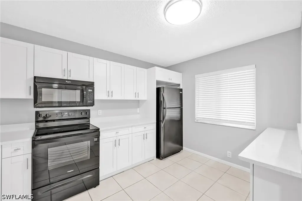 7791 Esmeralda Way Naples FL 34109