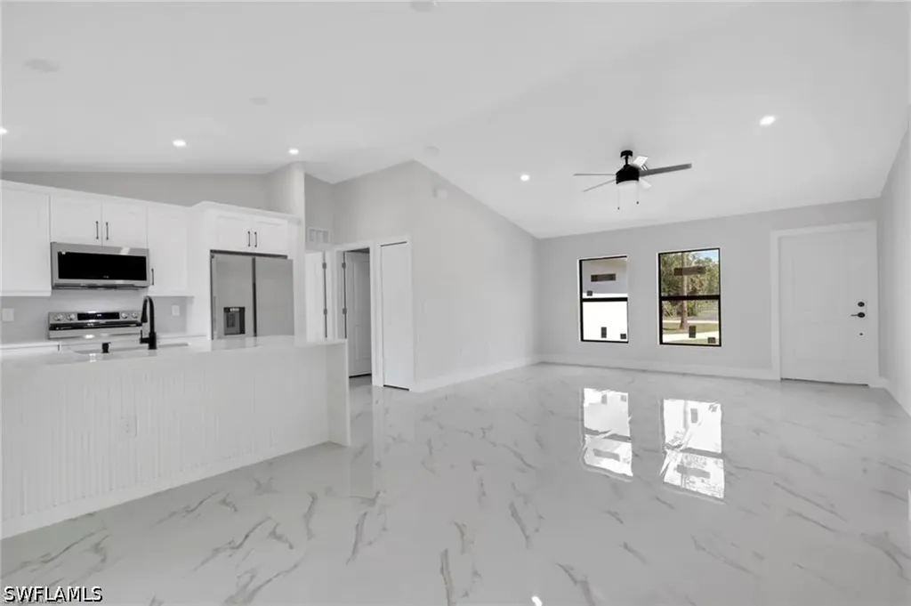 436 41st Avenue NE Naples FL 34120