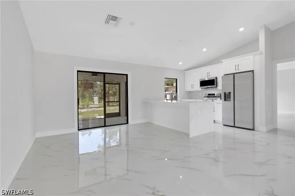 436 41st Avenue NE Naples FL 34120