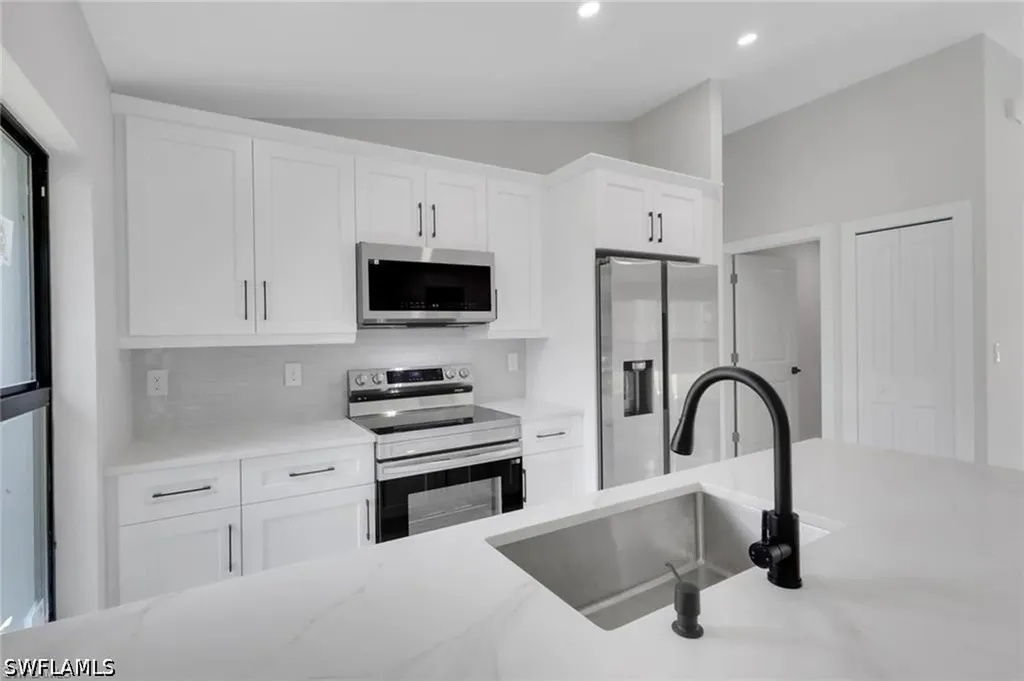 436 41st Avenue NE Naples FL 34120