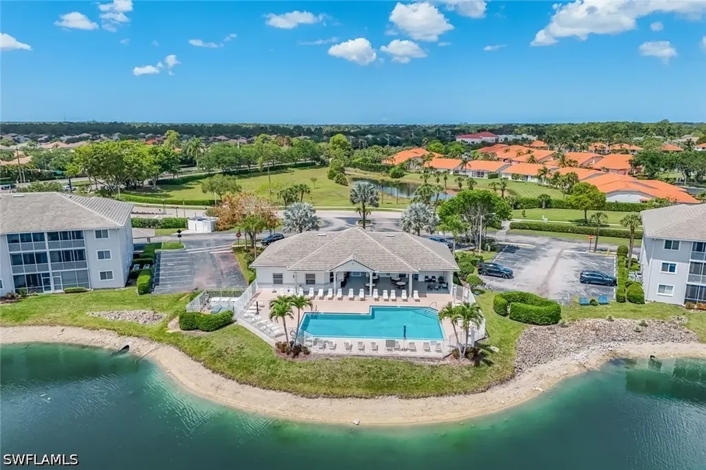 7827 Regal Heron Circle Naples FL 34104